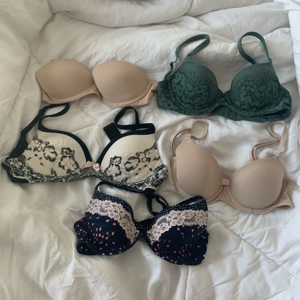 Bundle of bras